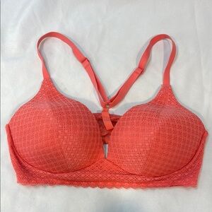 Victoria’s Secret Body by Vic 38D Coral Lace Lightly Lined Women's Plunge Bra